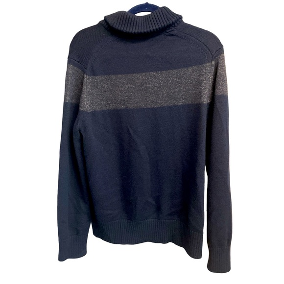 Banana Republic, men’s navy sweater, size large - Picture 3 of 5